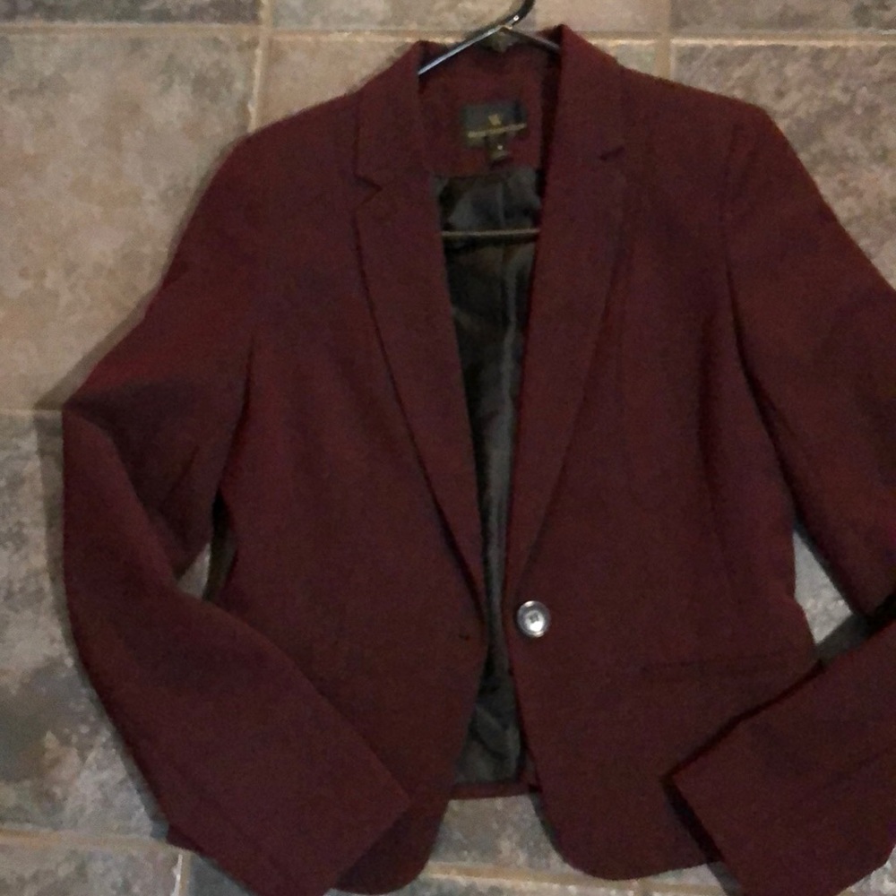 Jacket, NWOT. Size S.